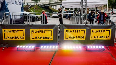 Der Filmfest Hamburg: Ein Jubiläum der philippinischen Kultur und die unglaubliche Reise von Auraeus Solito