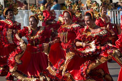  Queens Day Fiesta: Kolumbianische Kultur trifft auf niederländische Tradition