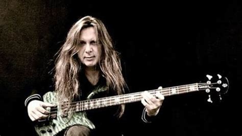 Tokyogo 2020: Ein Triumph der Technologie und Beharrlichkeit für Blind Guardian's Bassist, Barend Courtieu